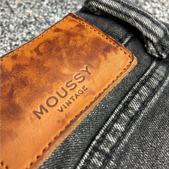 Moussy Women's Charcoal Ankle Jeans - Picture 4 of 8
